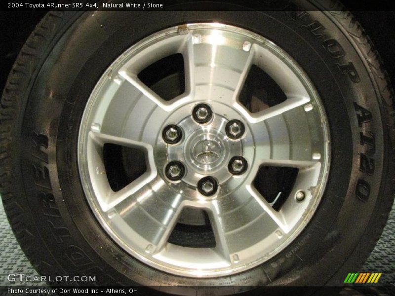 Natural White / Stone 2004 Toyota 4Runner SR5 4x4