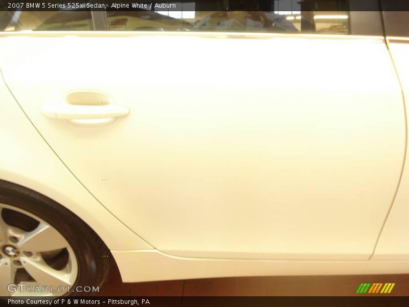 Alpine White / Auburn 2007 BMW 5 Series 525xi Sedan