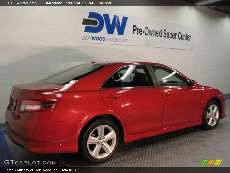 Barcelona Red Metallic / Dark Charcoal 2010 Toyota Camry SE
