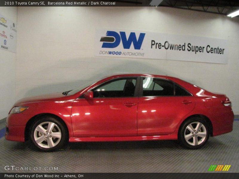 Barcelona Red Metallic / Dark Charcoal 2010 Toyota Camry SE
