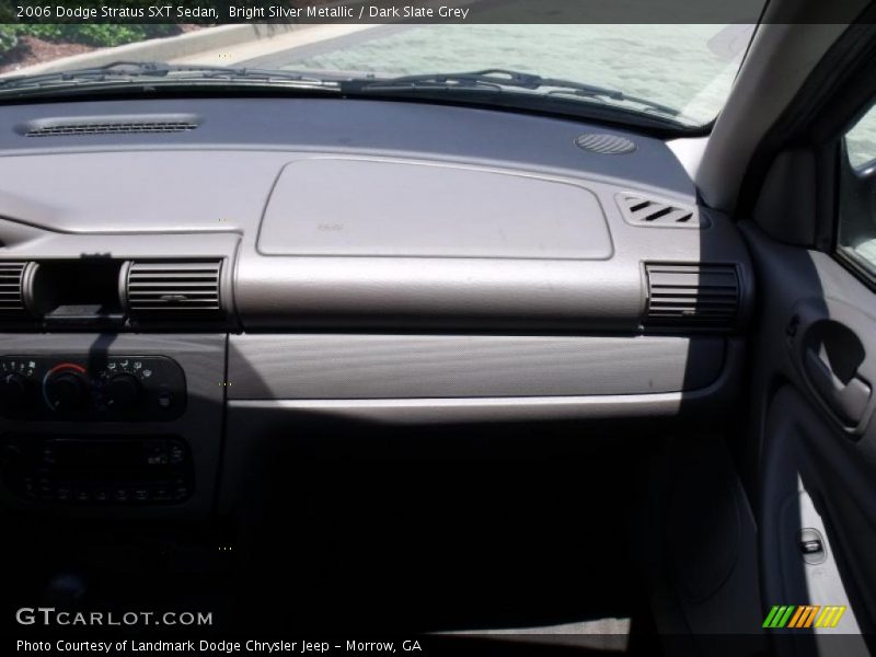 Bright Silver Metallic / Dark Slate Grey 2006 Dodge Stratus SXT Sedan