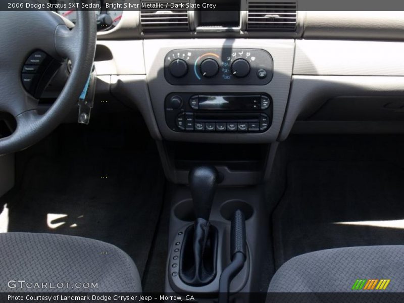 Bright Silver Metallic / Dark Slate Grey 2006 Dodge Stratus SXT Sedan