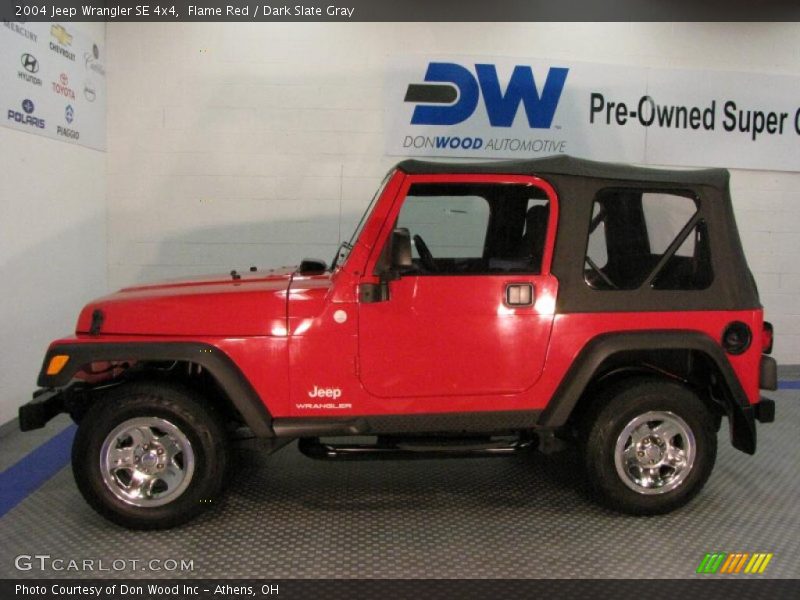 Flame Red / Dark Slate Gray 2004 Jeep Wrangler SE 4x4