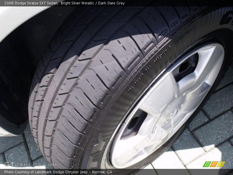 Bright Silver Metallic / Dark Slate Grey 2006 Dodge Stratus SXT Sedan