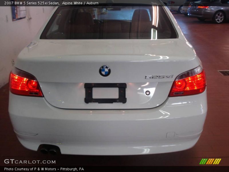 Alpine White / Auburn 2007 BMW 5 Series 525xi Sedan