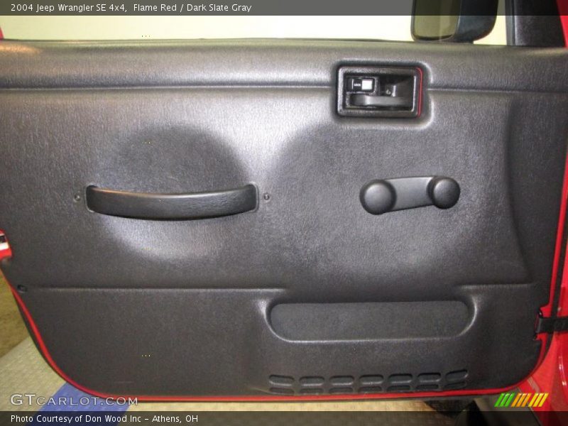 Flame Red / Dark Slate Gray 2004 Jeep Wrangler SE 4x4