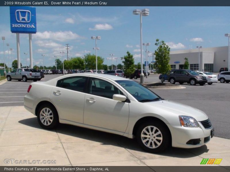 Dover White Pearl / Medium Gray 2009 Mitsubishi Galant ES