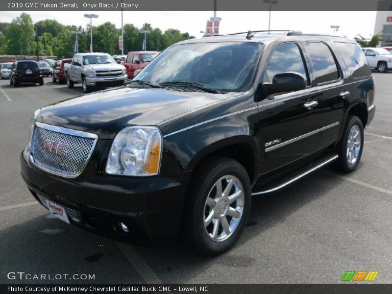 Onyx Black / Ebony 2010 GMC Yukon Denali