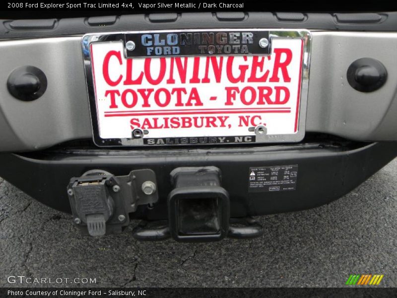 Vapor Silver Metallic / Dark Charcoal 2008 Ford Explorer Sport Trac Limited 4x4