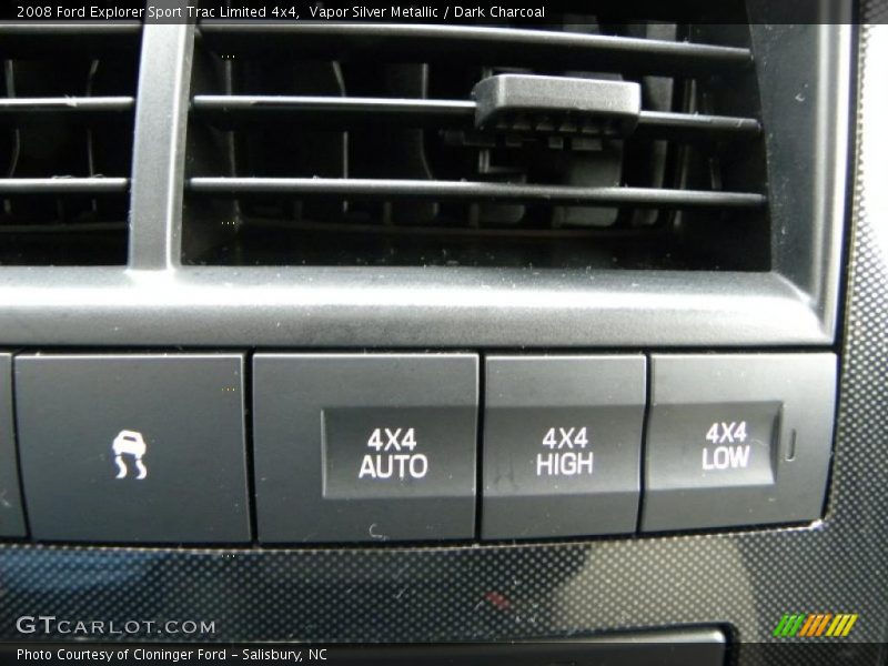 Vapor Silver Metallic / Dark Charcoal 2008 Ford Explorer Sport Trac Limited 4x4