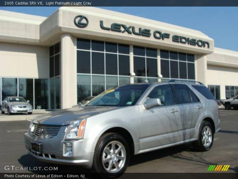 Light Platinum / Light Gray 2005 Cadillac SRX V8