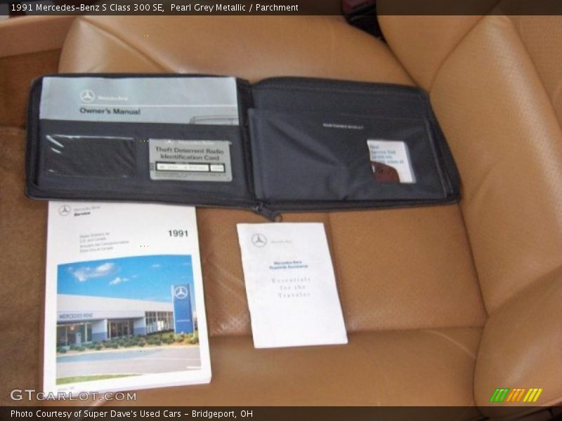 Pearl Grey Metallic / Parchment 1991 Mercedes-Benz S Class 300 SE