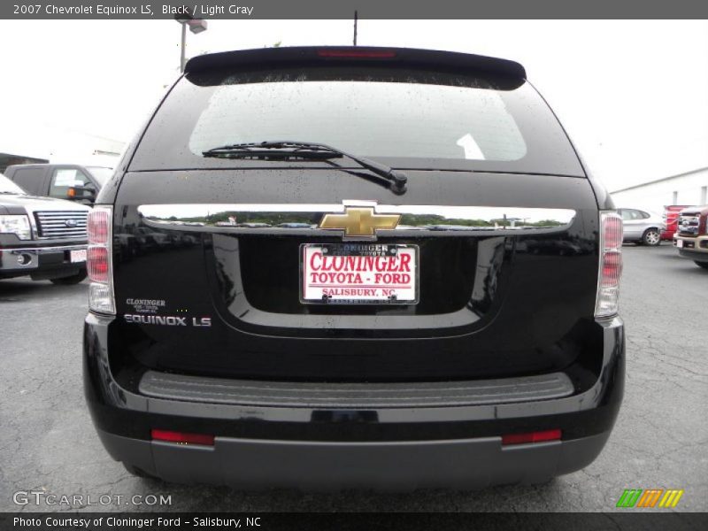 Black / Light Gray 2007 Chevrolet Equinox LS