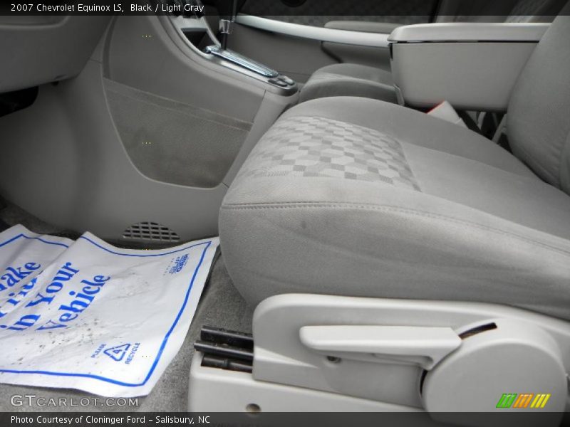 Black / Light Gray 2007 Chevrolet Equinox LS