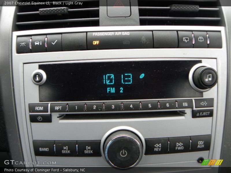 Black / Light Gray 2007 Chevrolet Equinox LS
