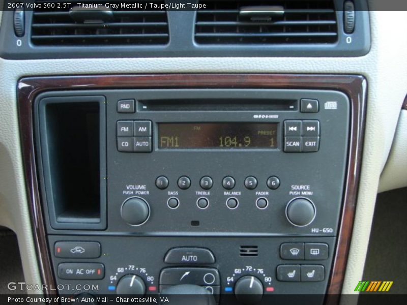 Titanium Gray Metallic / Taupe/Light Taupe 2007 Volvo S60 2.5T