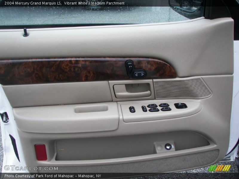 Vibrant White / Medium Parchment 2004 Mercury Grand Marquis LS
