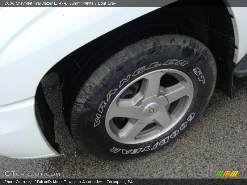 Summit White / Light Gray 2006 Chevrolet TrailBlazer LS 4x4