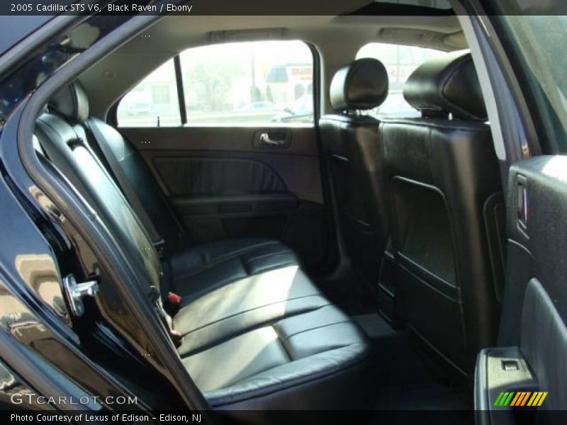 Black Raven / Ebony 2005 Cadillac STS V6