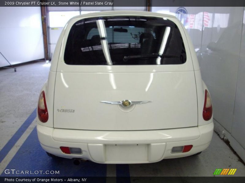 Stone White / Pastel Slate Gray 2009 Chrysler PT Cruiser LX