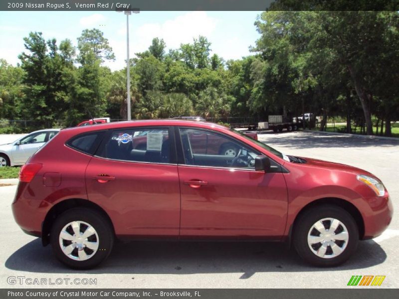 Venom Red / Gray 2009 Nissan Rogue S