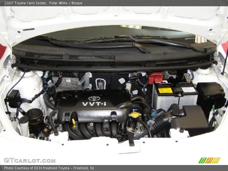 Polar White / Bisque 2007 Toyota Yaris Sedan
