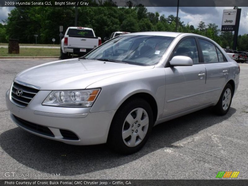 Bright Silver / Gray 2009 Hyundai Sonata GLS