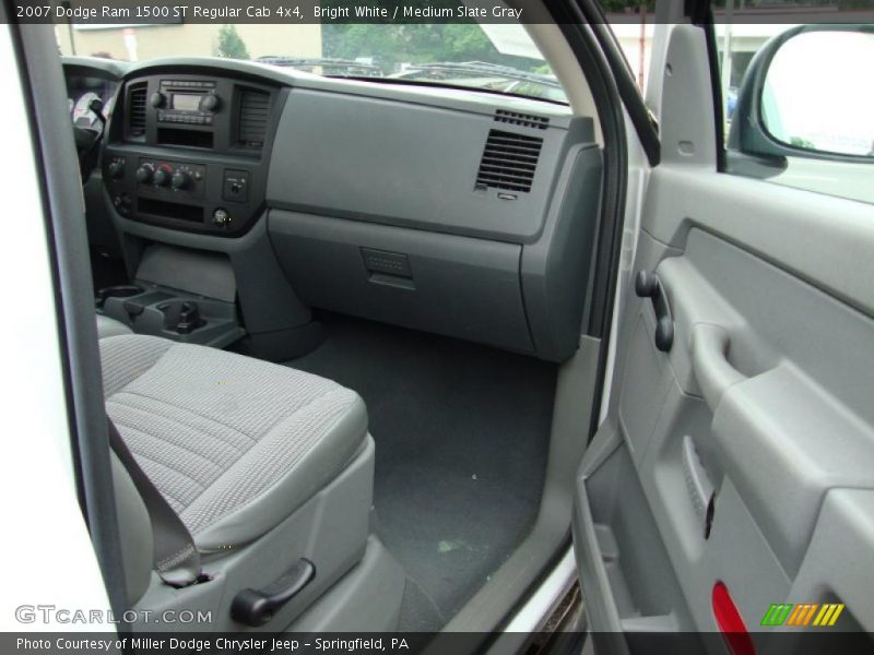 Bright White / Medium Slate Gray 2007 Dodge Ram 1500 ST Regular Cab 4x4