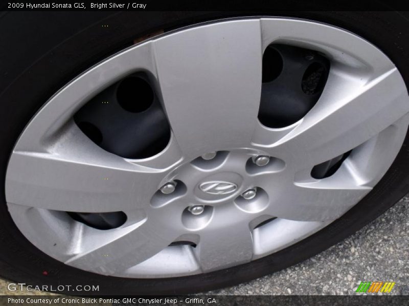 Bright Silver / Gray 2009 Hyundai Sonata GLS