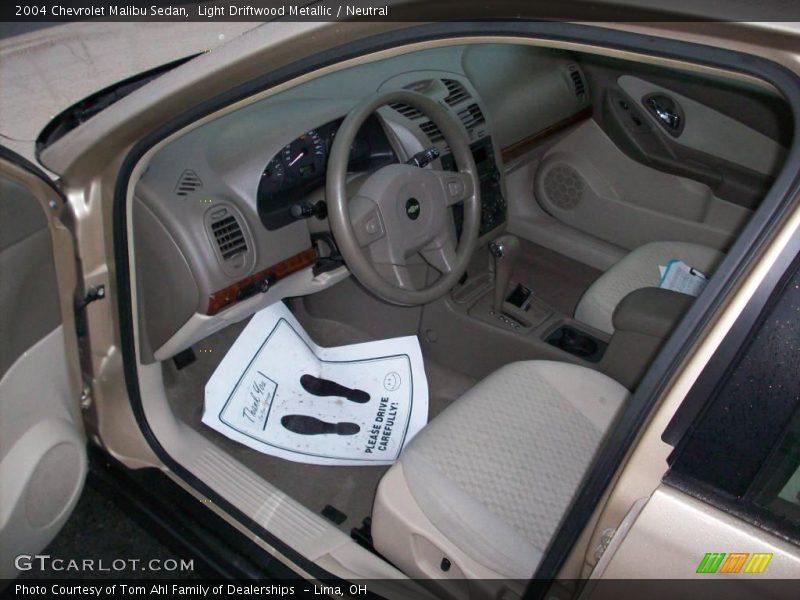 Light Driftwood Metallic / Neutral 2004 Chevrolet Malibu Sedan
