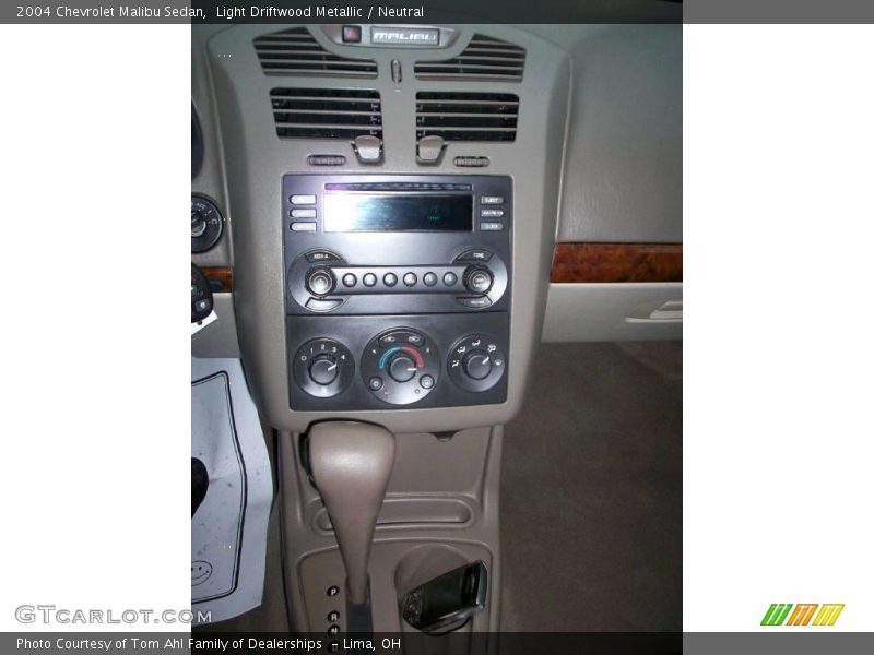 Light Driftwood Metallic / Neutral 2004 Chevrolet Malibu Sedan