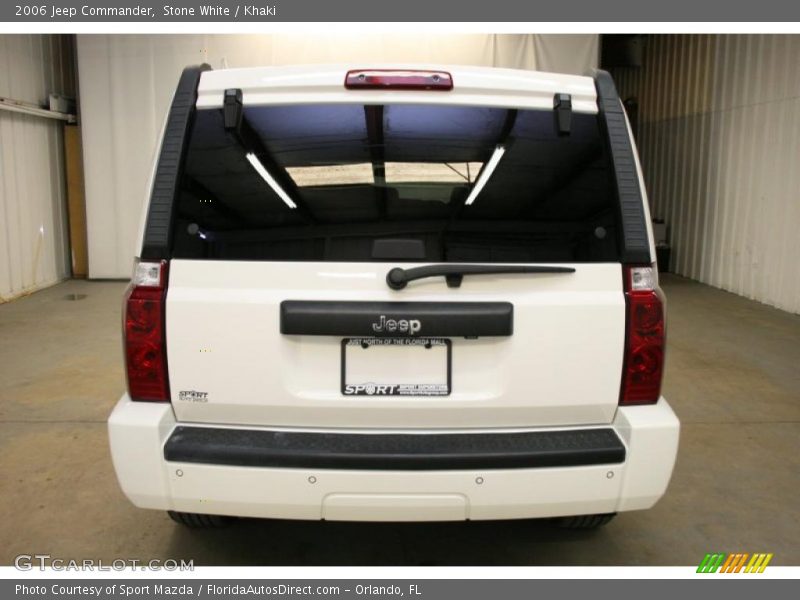 Stone White / Khaki 2006 Jeep Commander