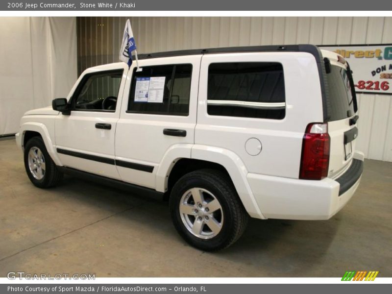 Stone White / Khaki 2006 Jeep Commander