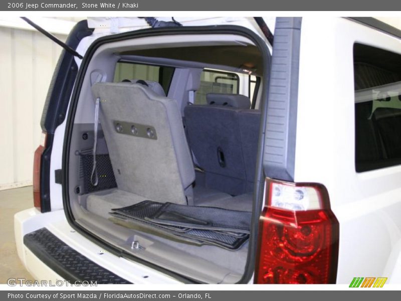 Stone White / Khaki 2006 Jeep Commander