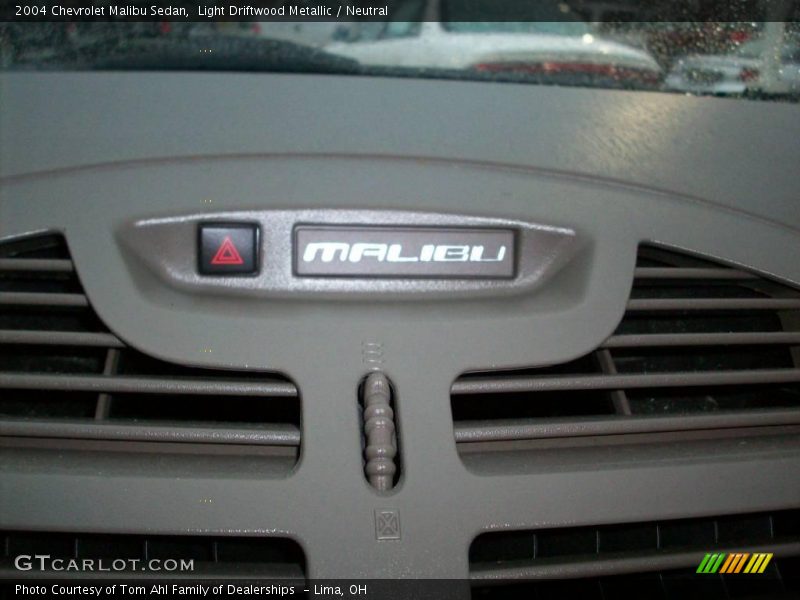 Light Driftwood Metallic / Neutral 2004 Chevrolet Malibu Sedan