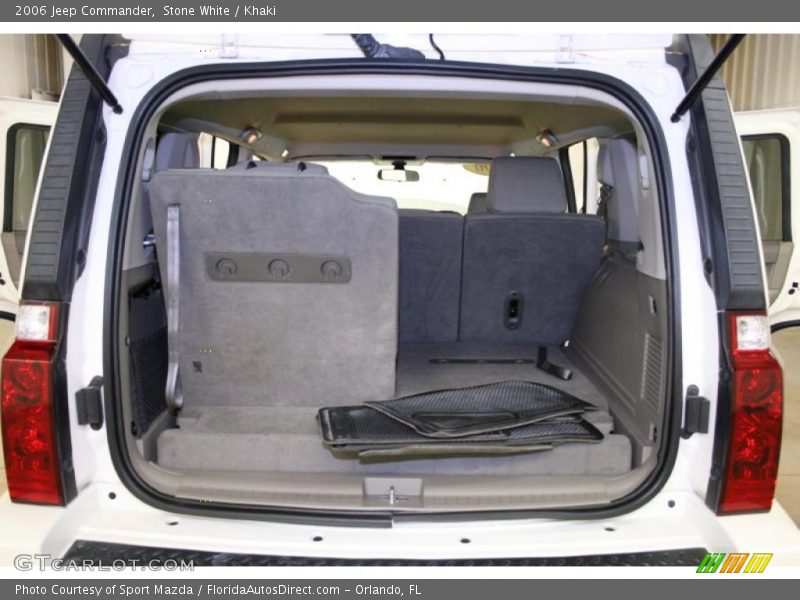 Stone White / Khaki 2006 Jeep Commander
