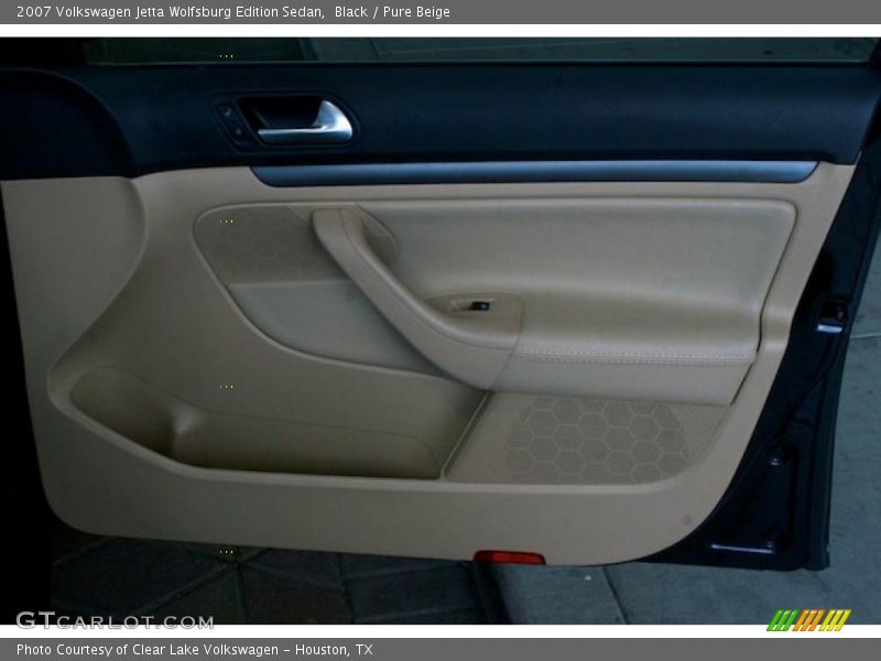 Black / Pure Beige 2007 Volkswagen Jetta Wolfsburg Edition Sedan