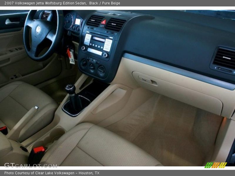 Black / Pure Beige 2007 Volkswagen Jetta Wolfsburg Edition Sedan