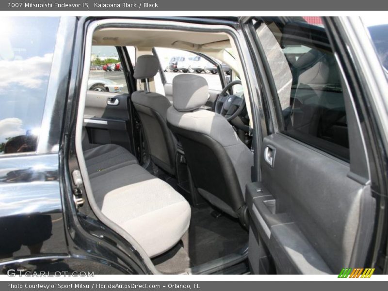 Kalapana Black / Black 2007 Mitsubishi Endeavor LS