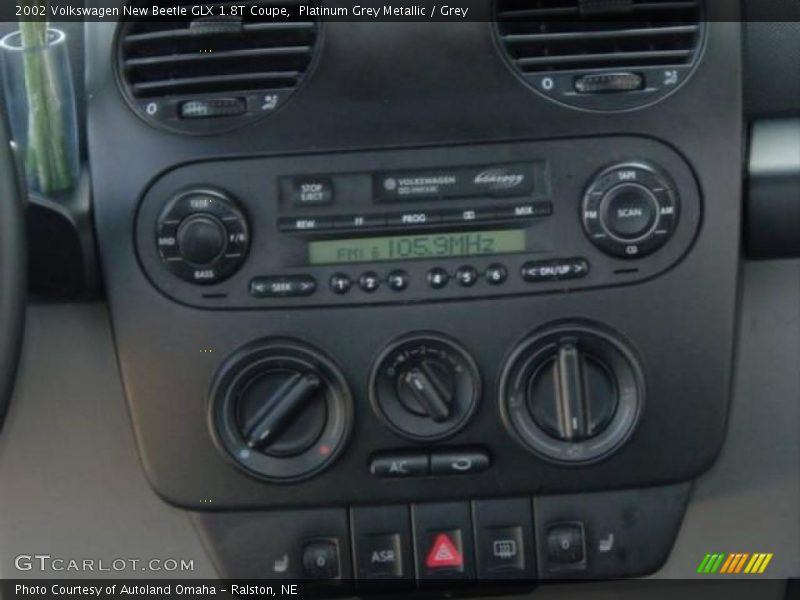 Platinum Grey Metallic / Grey 2002 Volkswagen New Beetle GLX 1.8T Coupe