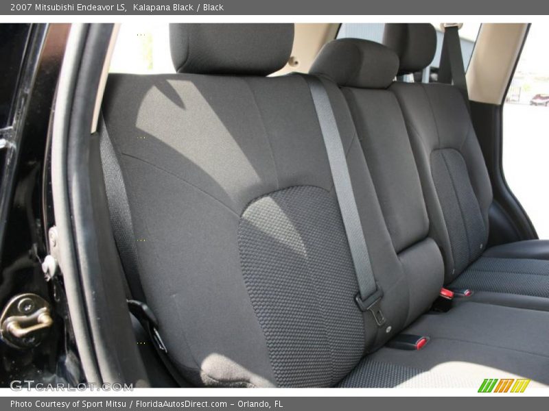 Kalapana Black / Black 2007 Mitsubishi Endeavor LS