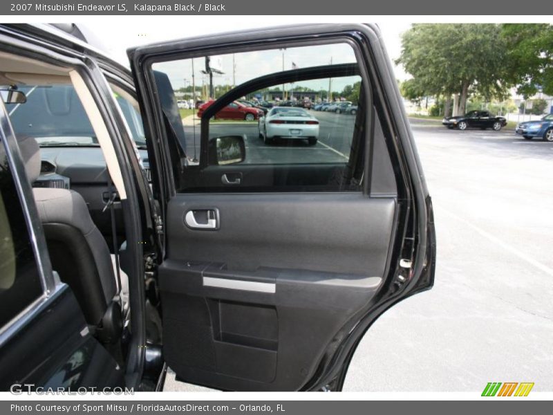 Kalapana Black / Black 2007 Mitsubishi Endeavor LS