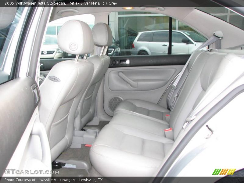 Reflex Silver Metallic / Grey 2005 Volkswagen Jetta GLS Sedan