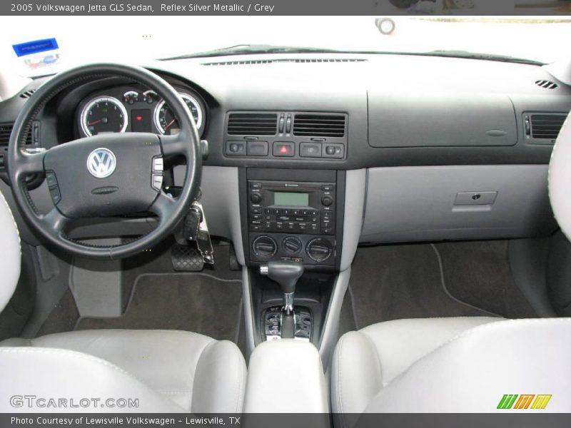Reflex Silver Metallic / Grey 2005 Volkswagen Jetta GLS Sedan