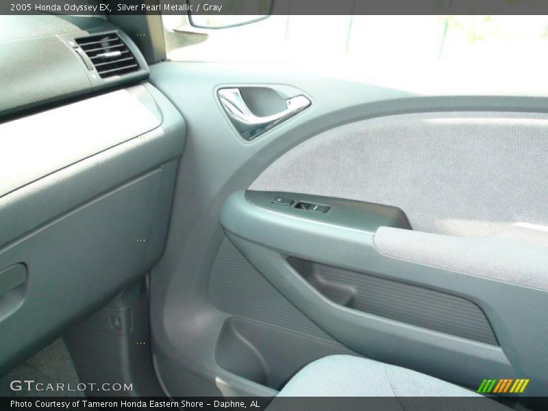 Silver Pearl Metallic / Gray 2005 Honda Odyssey EX