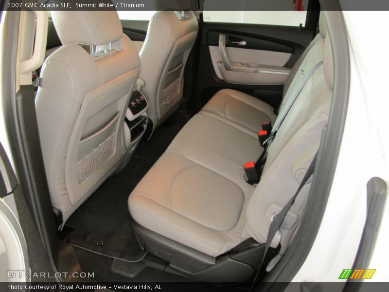 Summit White / Titanium 2007 GMC Acadia SLE