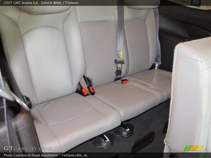 Summit White / Titanium 2007 GMC Acadia SLE