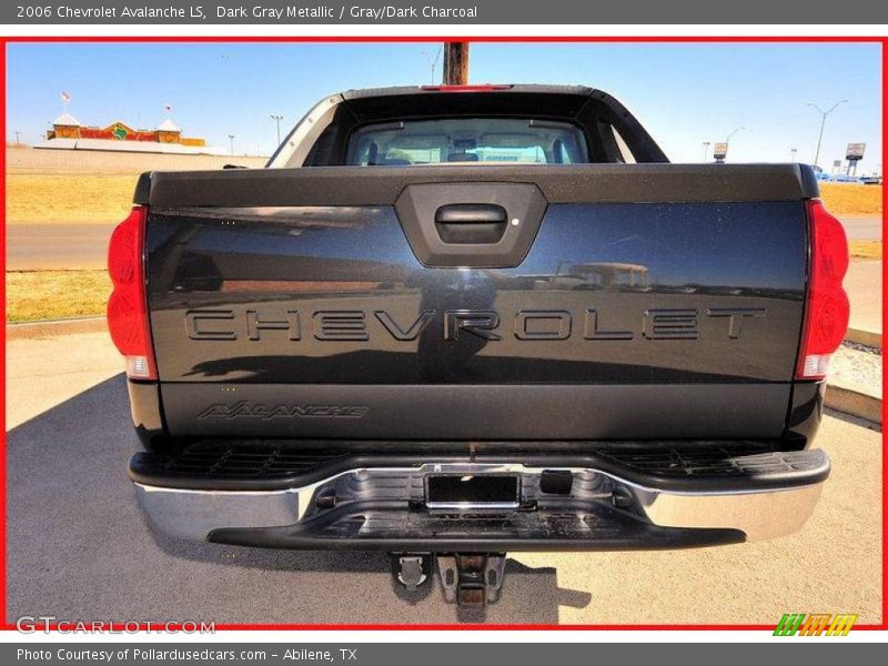 Dark Gray Metallic / Gray/Dark Charcoal 2006 Chevrolet Avalanche LS