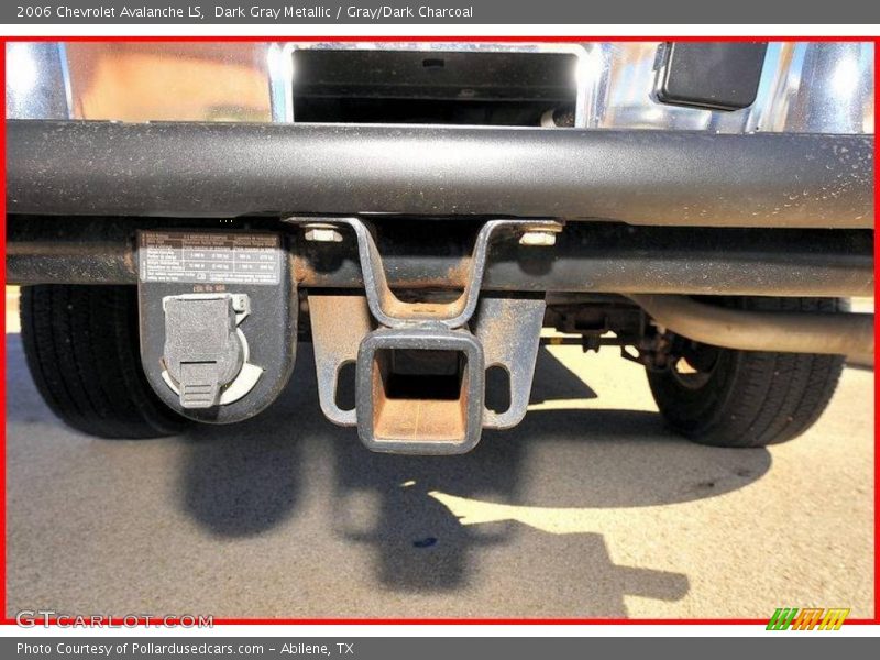 Dark Gray Metallic / Gray/Dark Charcoal 2006 Chevrolet Avalanche LS