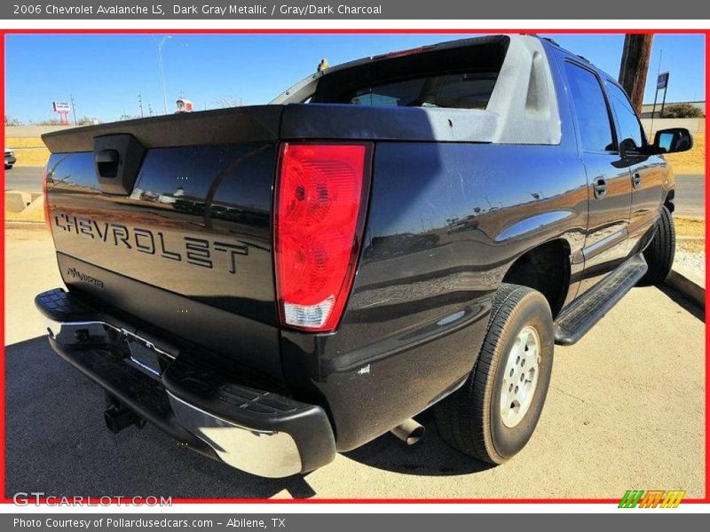 Dark Gray Metallic / Gray/Dark Charcoal 2006 Chevrolet Avalanche LS
